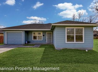 1002 E 37th St, Houston, TX 77022