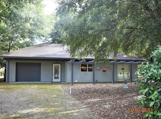 2255 Voltaire Dr, Chipley, FL 32428