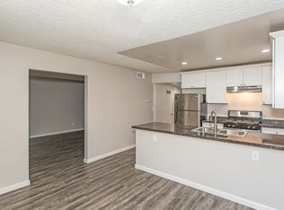 1921-1927 West Dr #27B, Vista, CA 92083