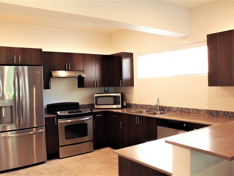 1st image of 13621 NE 11th St #X02