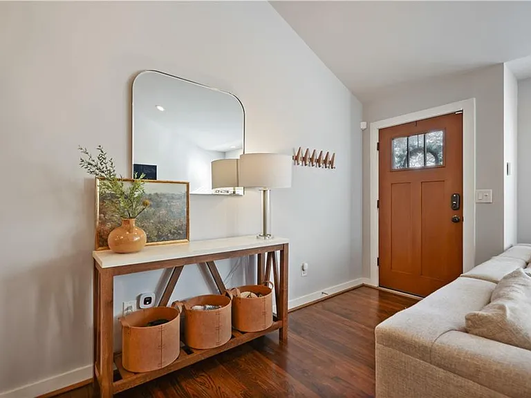 1681 Bristol Dr NE — Photo 24