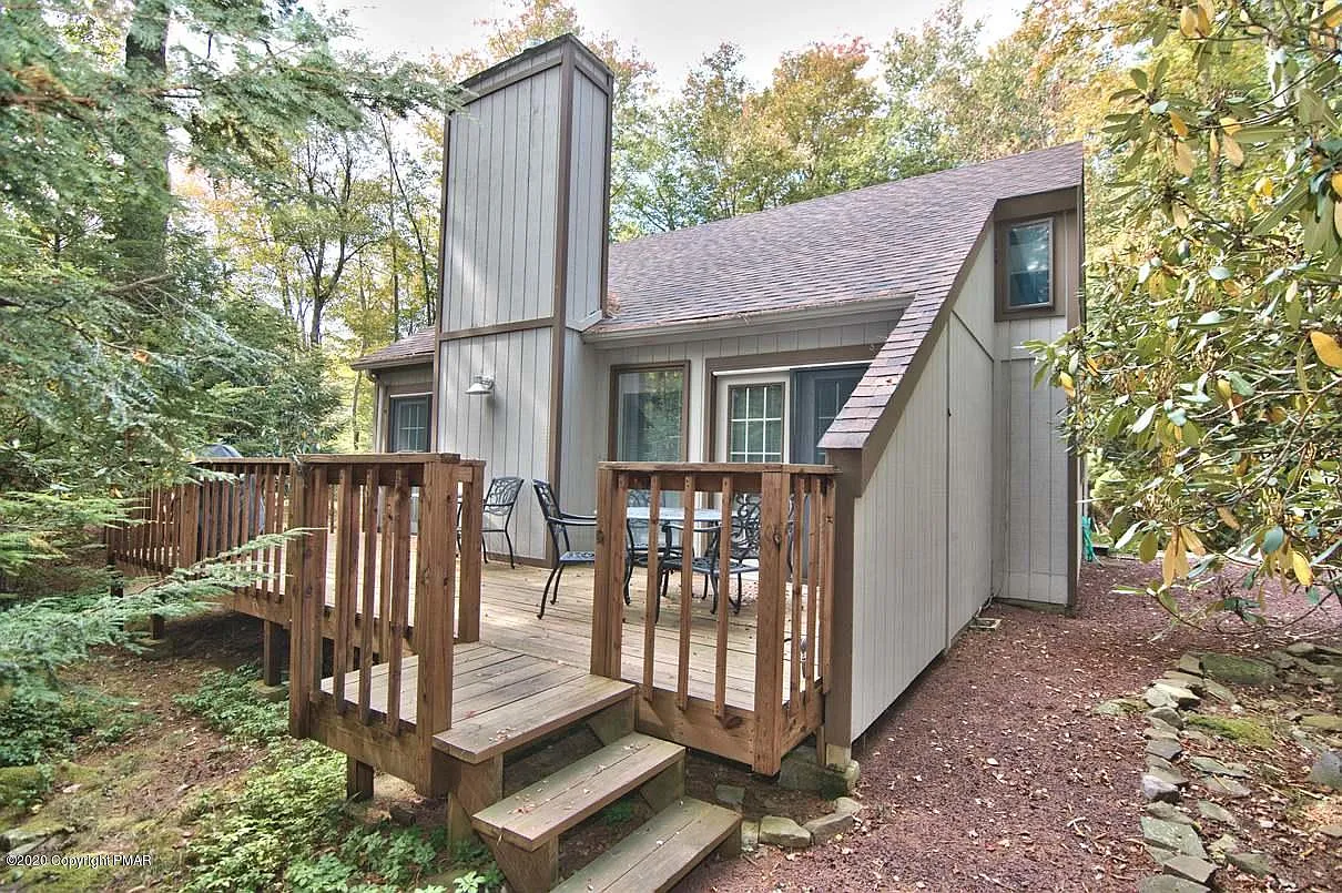 1105 Cedar Knoll Way photo 1