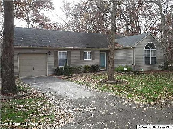 2nd image of 200 Morning Glory Ln