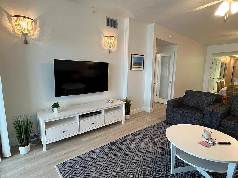 2 15th Ave #202 — Photo 11