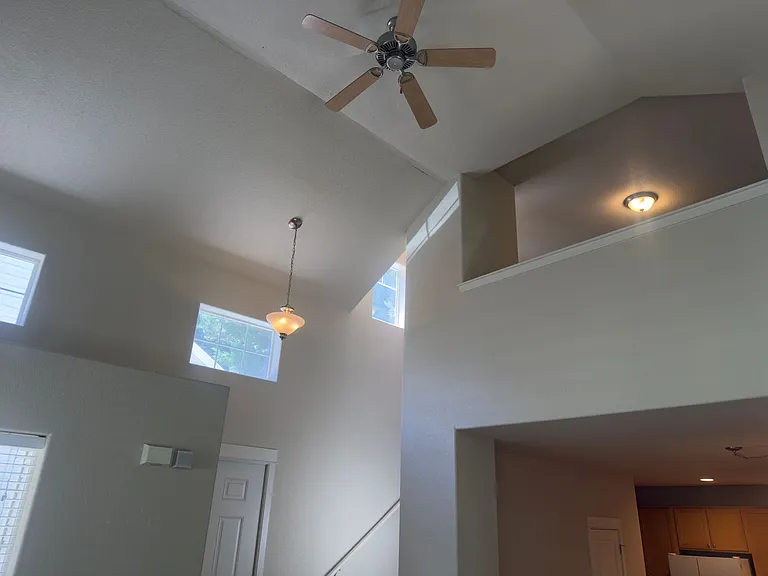 14735 SW Redbud Way — Photo 11