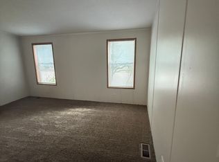 155 Scarlet Oak Ct, Oxford, MI 48371