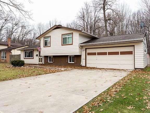 2nd image of 6720 Cypress Dr