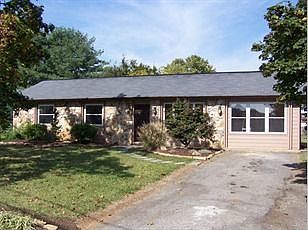 4th image of 8217 Broken Arrow Dr