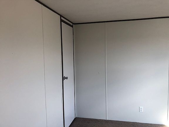 5th image of 1272 W Lyon St #7