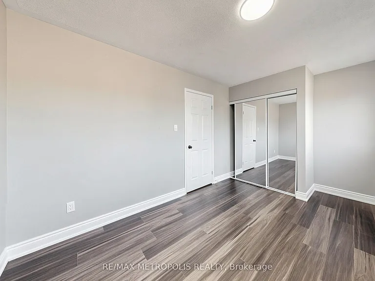 118 Jordan Dr — Photo 30