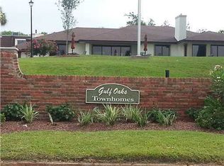 527 Front Bch #38, Ocean Springs, MS 39564