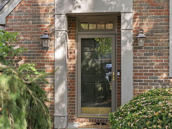 3rd image of 4471 Masters Dr