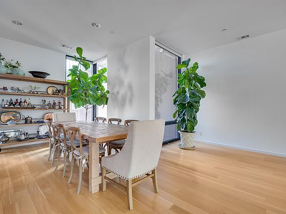 5th image of 4143 Buena Vista St Unit B