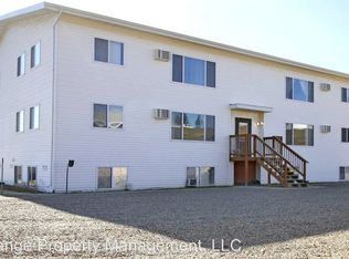 300 6th St NW APT 10, Watford City, ND 58854
