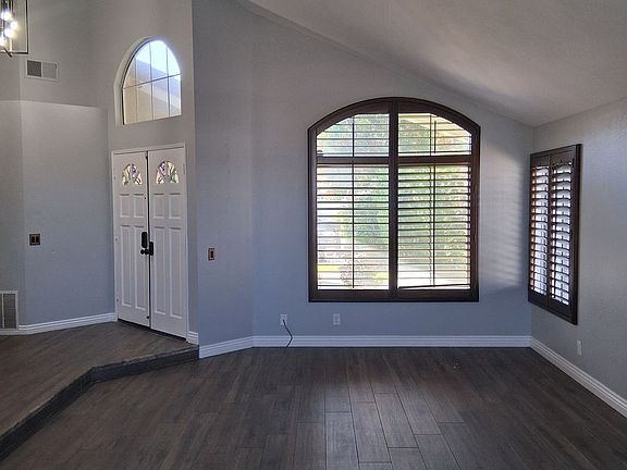 4th image of 13016 Mew Cir