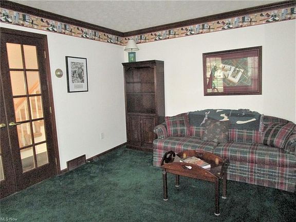 4th image of 2246 Johnstone Way