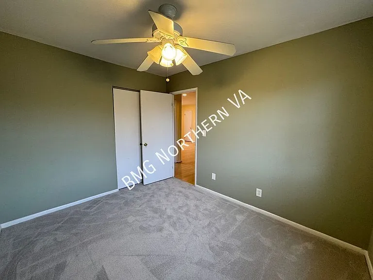 2831D S Wakefield St #D — Photo 13
