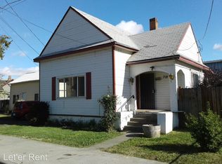 318 SE 9th St, Pendleton, OR 97801