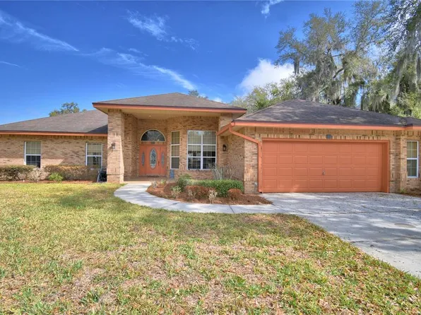 12 Bridgewater Dr, Winter Haven, FL 33884