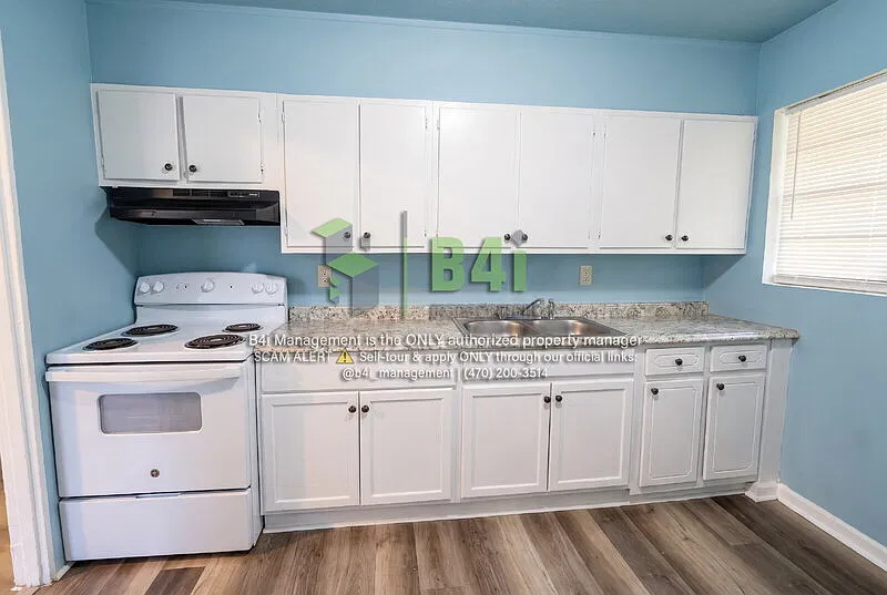 3 bed, 1.0 bath, 1020 sqft, $1,150 — Photo 4