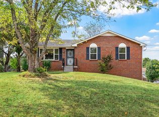 2224 Stokes Rd, Clarksville, TN 37043