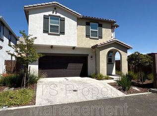 3324 Auburn Leaf Loop, Folsom, CA 95630