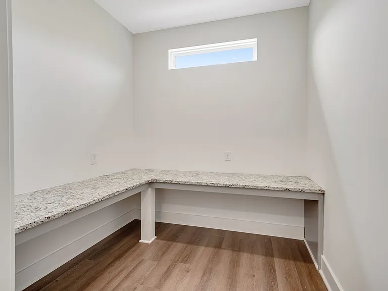 4235 Brevard Blvd — Photo 9