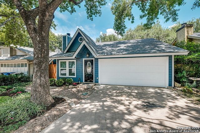 1st image of 3913 Chimney Springs Dr