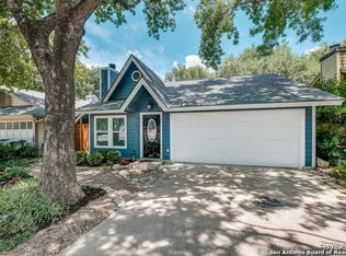3913 Chimney Springs Dr, San Antonio, TX 78247