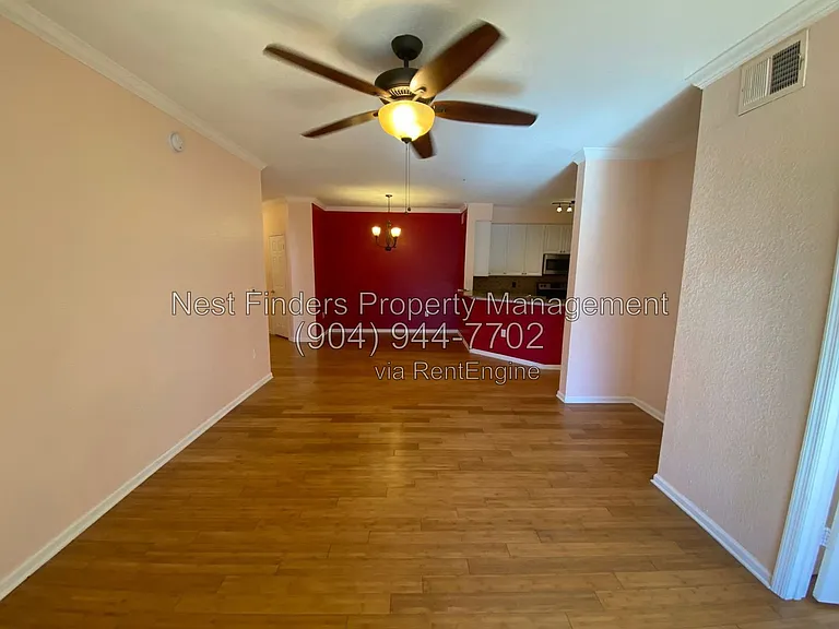 8539 Gate Pkwy W #122 — Photo 7