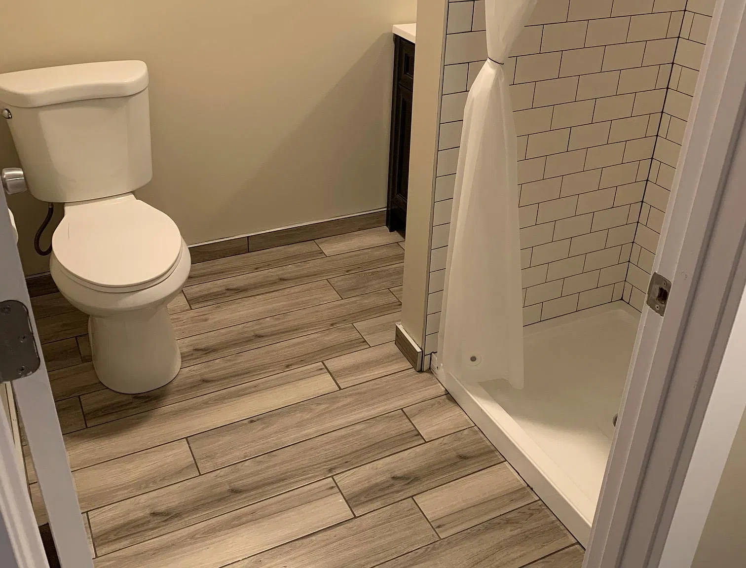 1 bed, 925 sqft, $1,600 — Photo 2