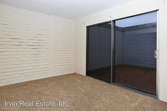 5th image of 3103 Persimmon St