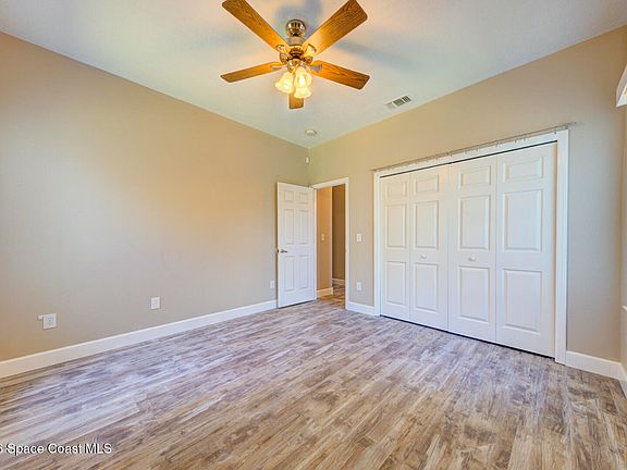 5th image of 5020 Date Palm St