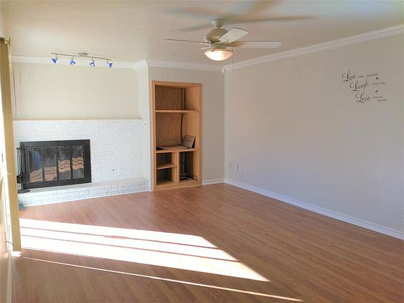2nd image of 707 Timberlake Cir