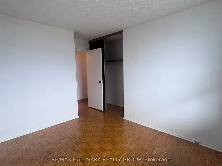 2400 Virginia Dr #510 — Photo 20