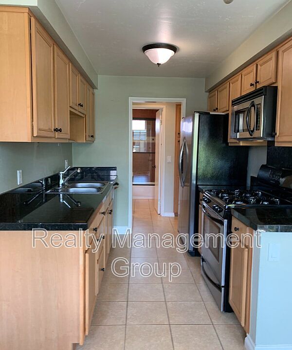 1st image of 3932 9th Ave Unit 18