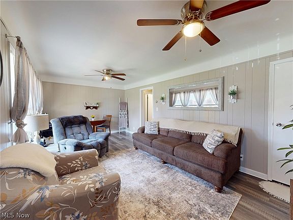 2nd image of 7753 Holly Dr