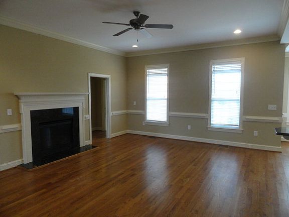 3rd image of 2028 Cooper Fields Dr