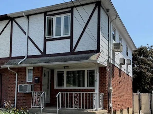 2721 East 64th Street image 1 of 4