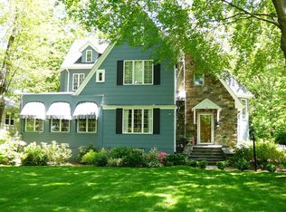 54 Gedney Park Dr, White Plains, NY 10605