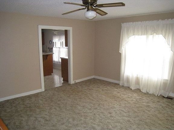 2nd image of 414 School Ave