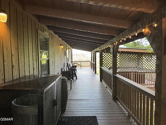 5th image of 1640 Bench Mountain Way