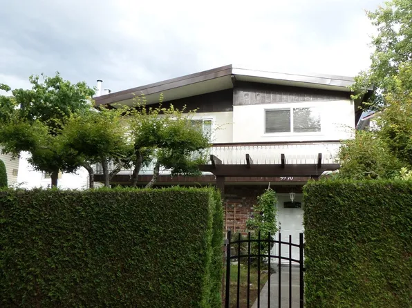 5970 Joyce St, Vancouver, BC V5R 4J2