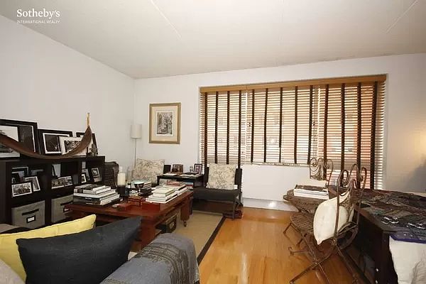 1st image of 555 W 23rd St APT S10p