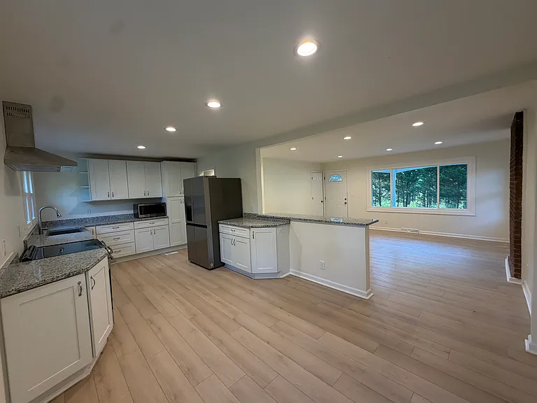1213 Stone Rd — Photo 22