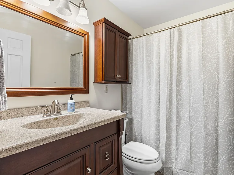 1720 Ridge Hill Ln #1 — Photo 38