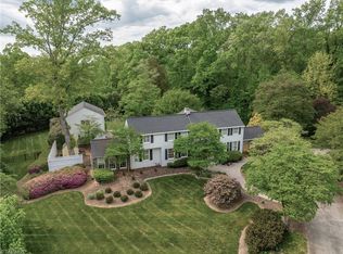 4210 Shattalon Dr, Winston Salem, NC 27106
