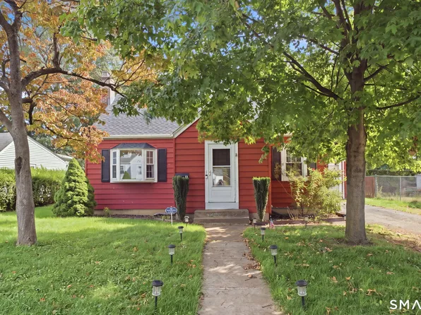 17 Carol Drive, Manchester, CT 06040