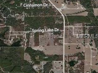 105 Mahogany Ln, Interlachen, FL 32148