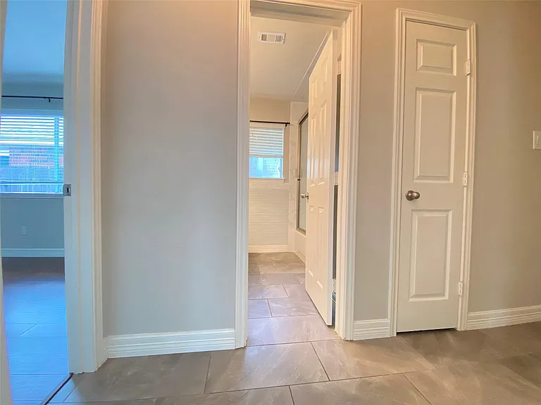 2222 Alberton Ln — Photo 17